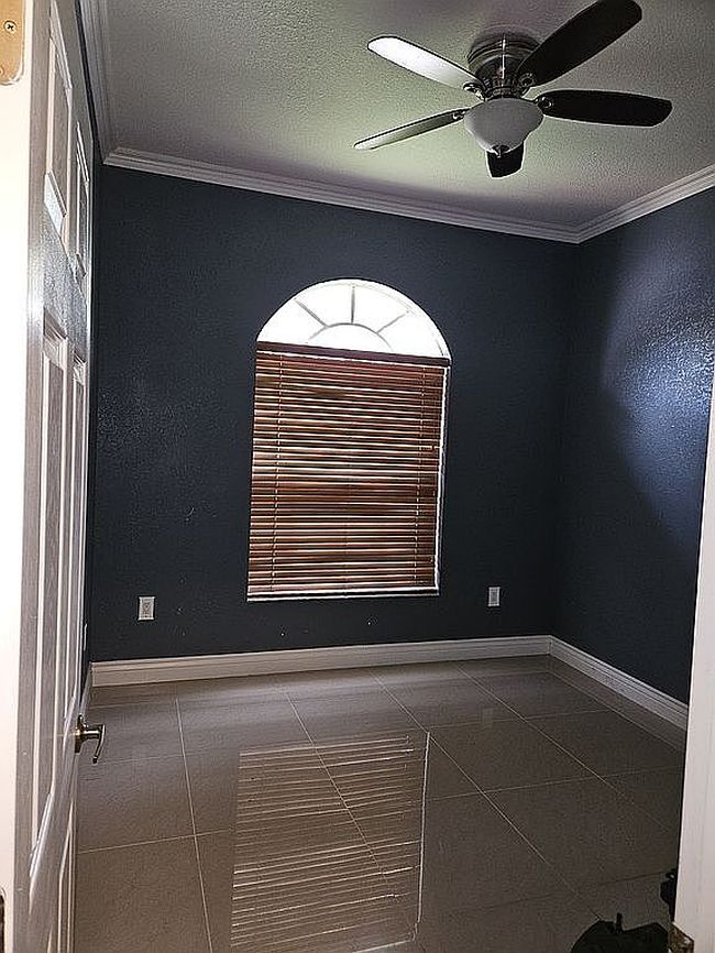 Preview of property located at 2635 Se 4th Pl