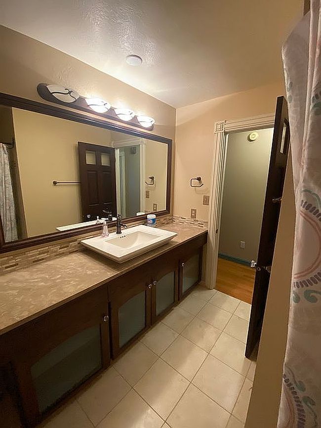 Image of 518 Deer Dr