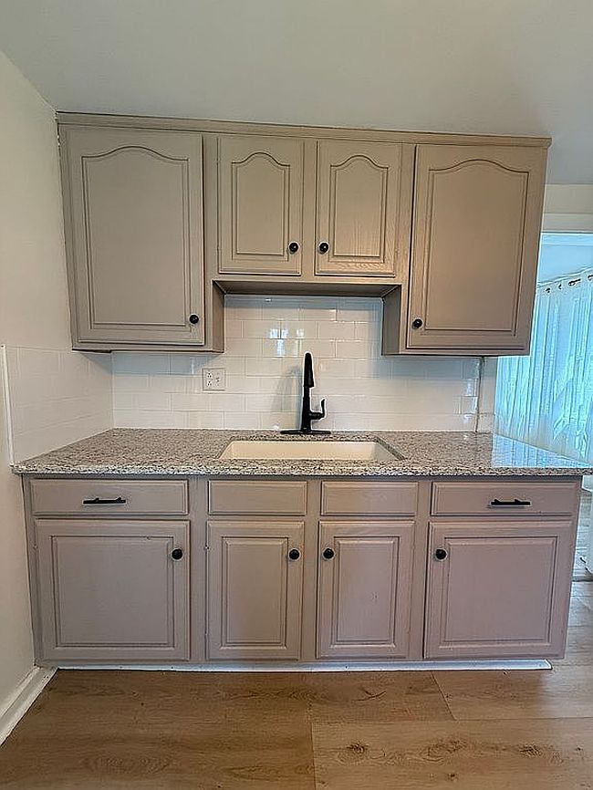 Photo of 2230 Alger Rd, Lakewood, OH