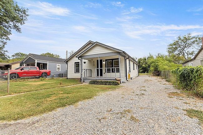 Photo of 3007 2nd Ave Nw, Huntsville, AL