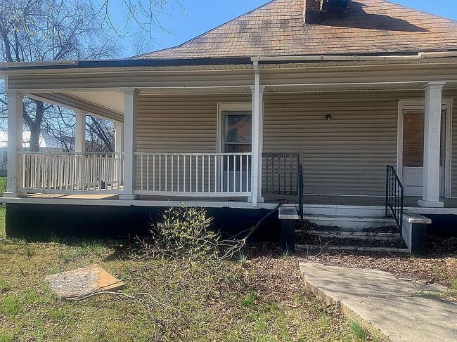 Image of 1601 Batts Blvd