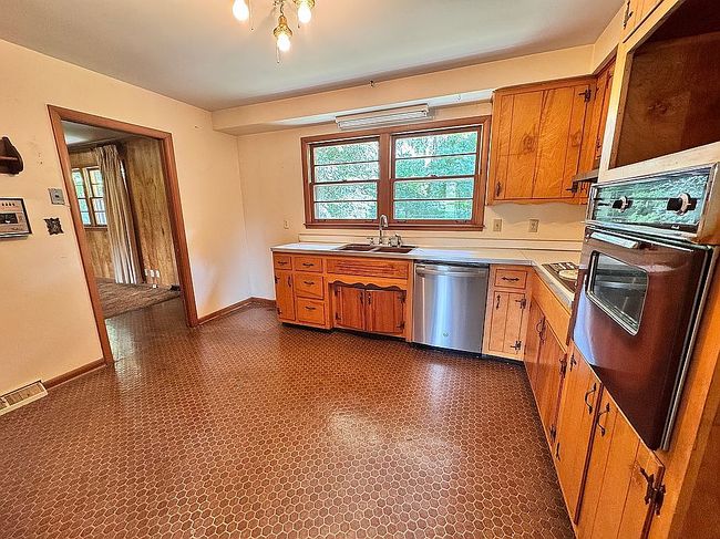 Photo of 102 Talton Dr, Clarksville, TN