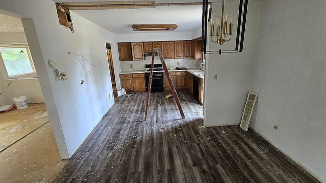 Photo of 611 2nd St, Plainwell, MI