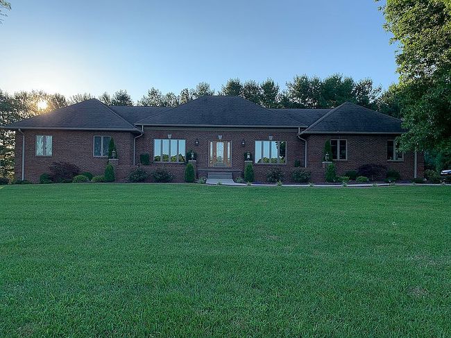 Image of 120 Trotter Ln