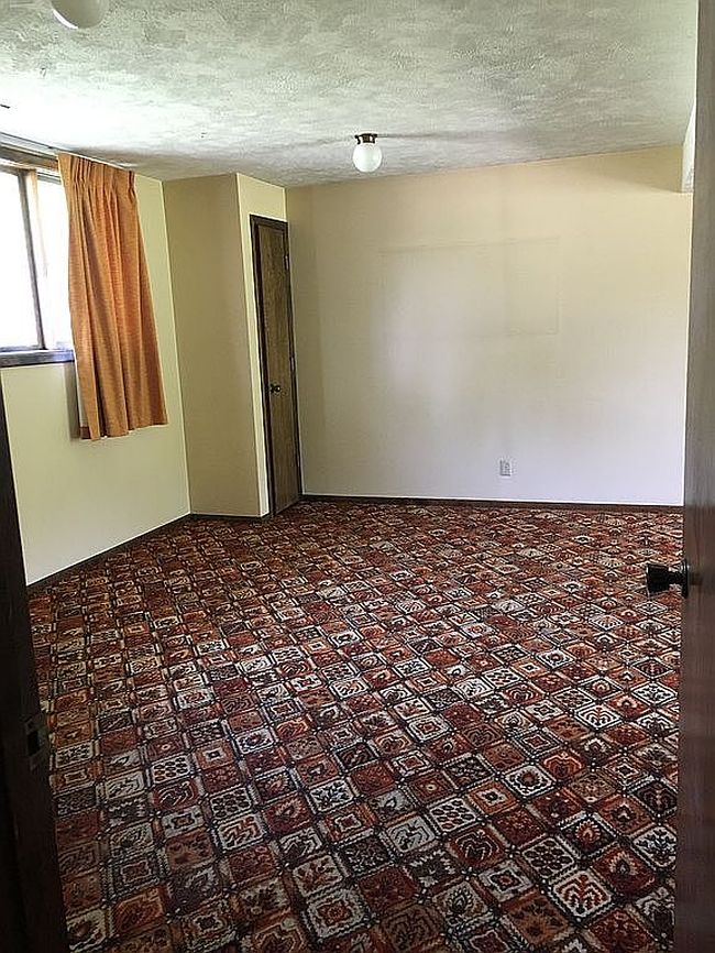 Image of 903 N Linn St