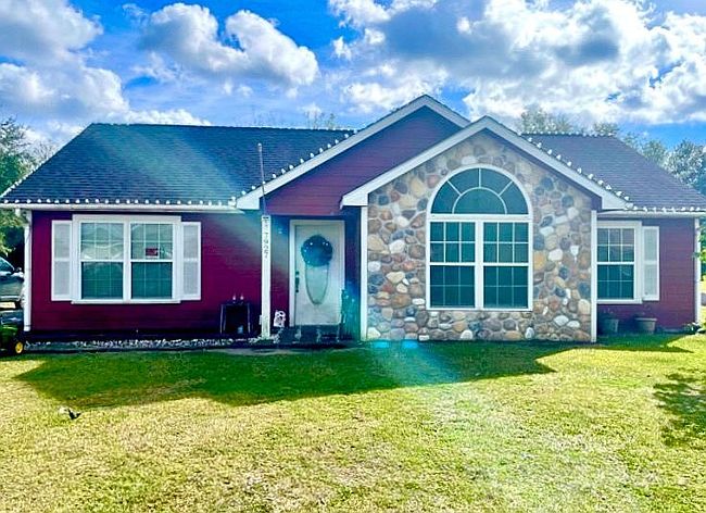 Image of 7927 Fairway Dr
