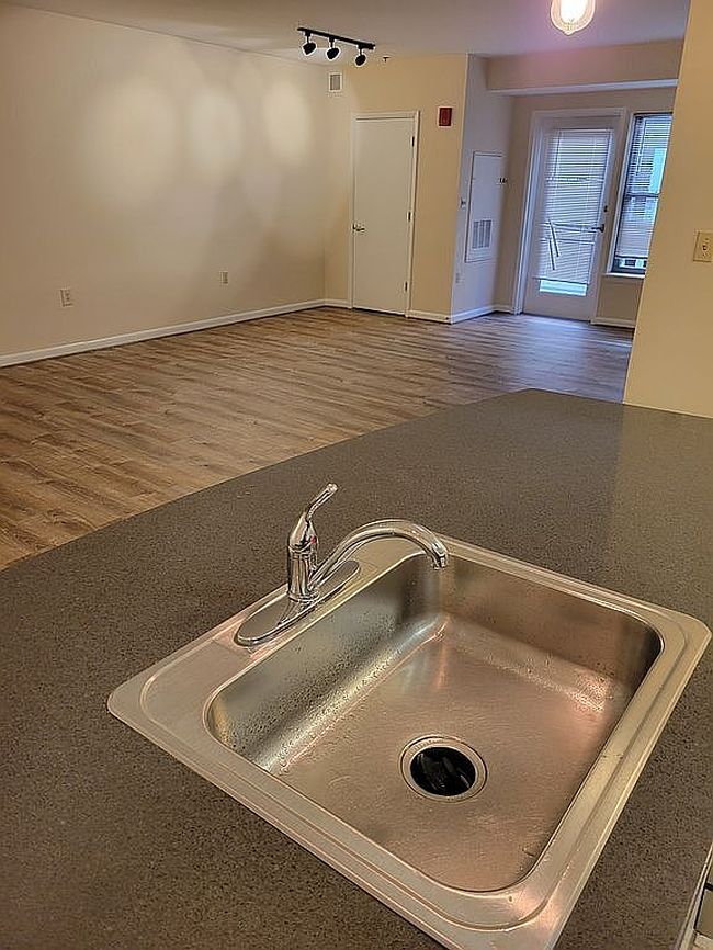Image of 1300 N St Nw #21