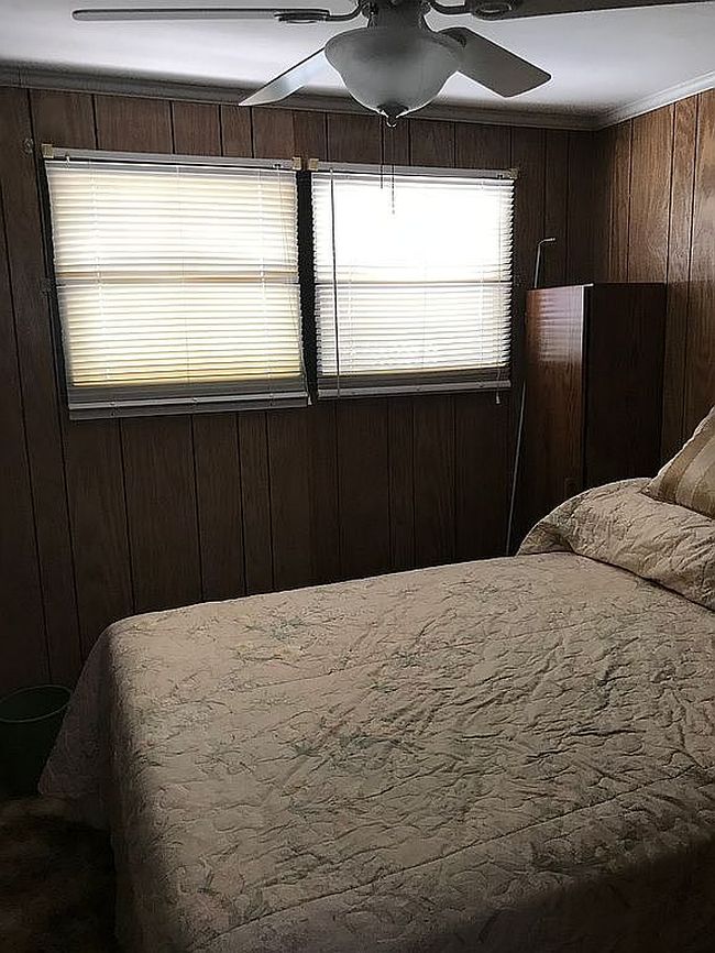 Additional photo 3 of property located at 150 Lakeshore Dr