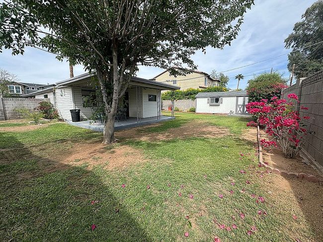 Image of 4211 E Roma Ave