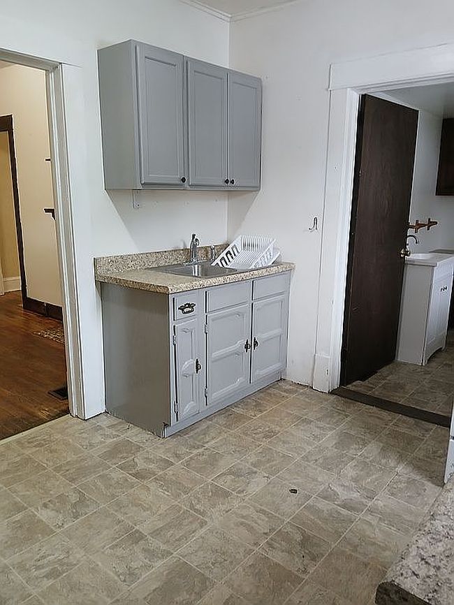 Photo of 410 High St, Clarksburg, WV