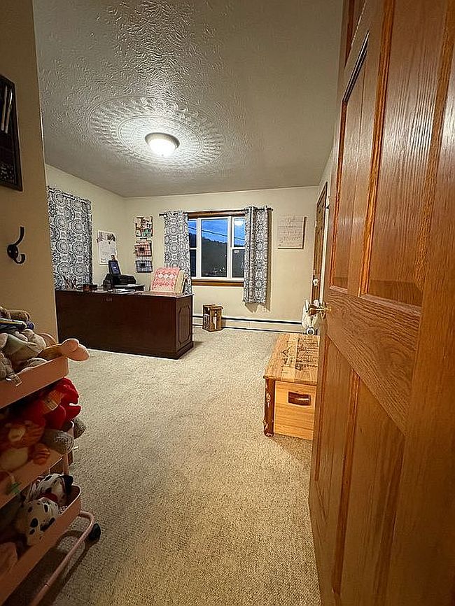 Image of 1397 Vine St