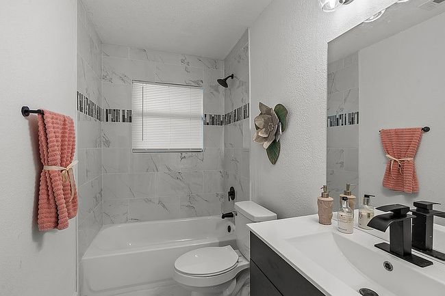 Image of 13422 Marceline Dr