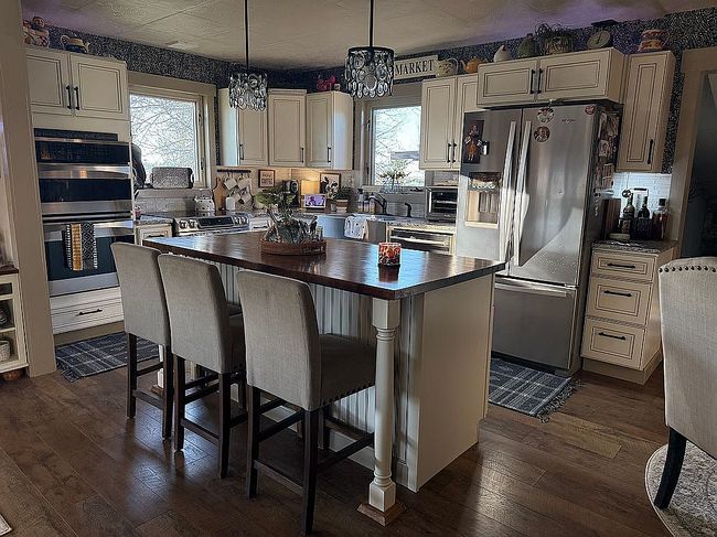 Image of 686 Dakota Dr