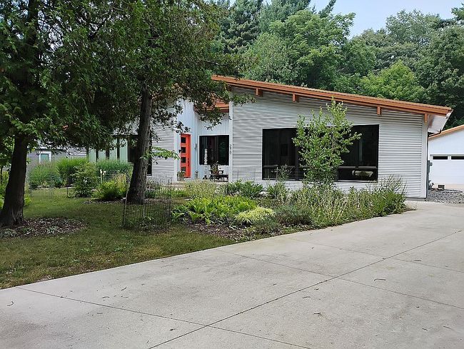 Photo of 270 Sands St, Pentwater, MI