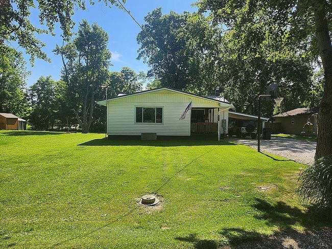 Photo of 8692 N County Road 235 W