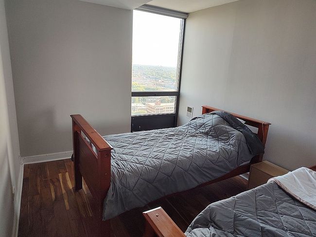 Additional photo 3 of property located at 5320 N Sheridan Rd Apt 2403