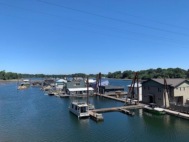 Additional photo 2 of property located at 7720 S Macadam Ave #26