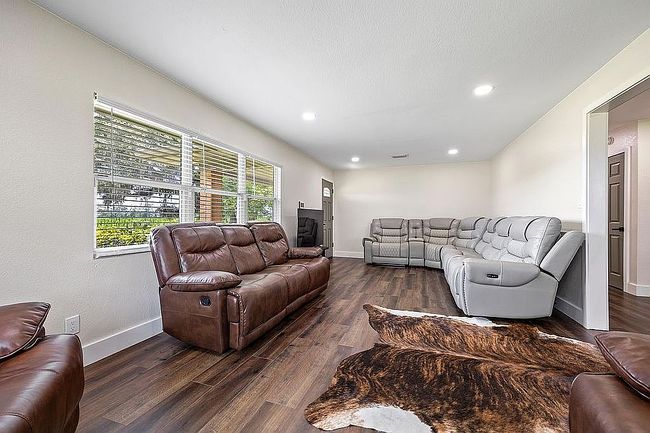 Photo of 8979 170th Ter, Mcalpin, FL