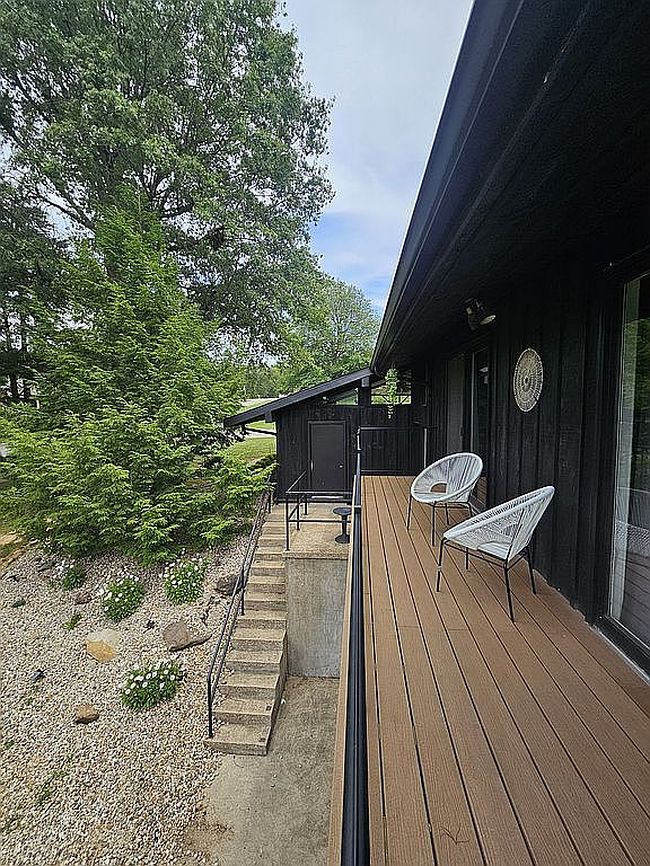 Photo of 1343 Dorbett St, Jasper, IN