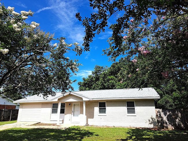 Photo of 4691 Cyril Dr, Pace, FL