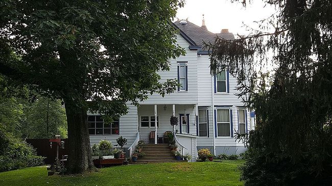 Photo of 898 Main St, Beverly, WV