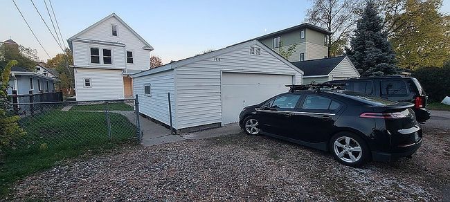 Image of 3816 Grand Ave S