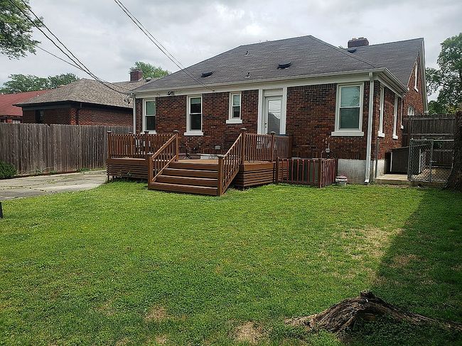 Photo of 883 N Mclean Blvd, Memphis, TN