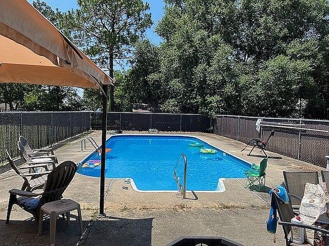 Image of 3180 Palmetta Ave