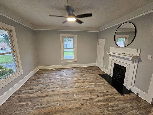 Photo of 2722 Darrow Rd, Walkertown, NC