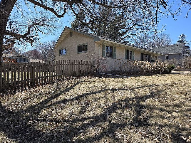 Preview of property located at 328 County Road B2 W
