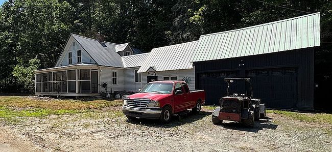 Photo of 17 River Rd, Newfane, VT