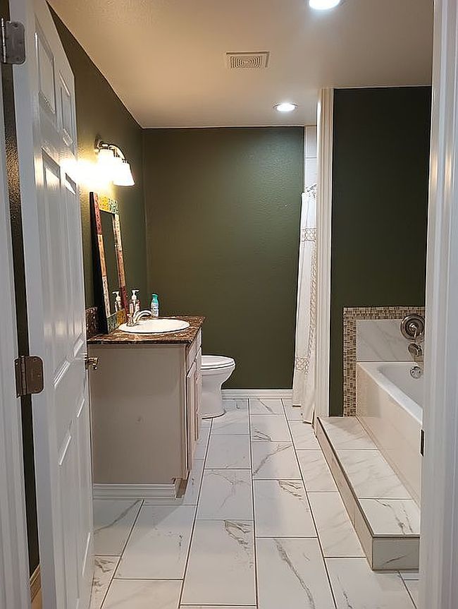 Additional photo 1 of property located at 13510 S 65th St E