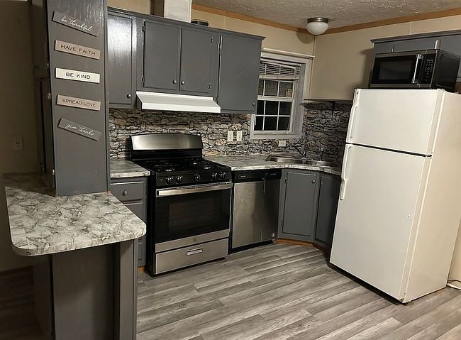 Preview of property located at 3004 W 4th St Lot 20