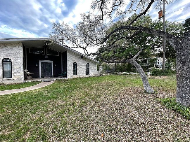 Photo of 4000 Beckwood Dr, San Antonio, TX