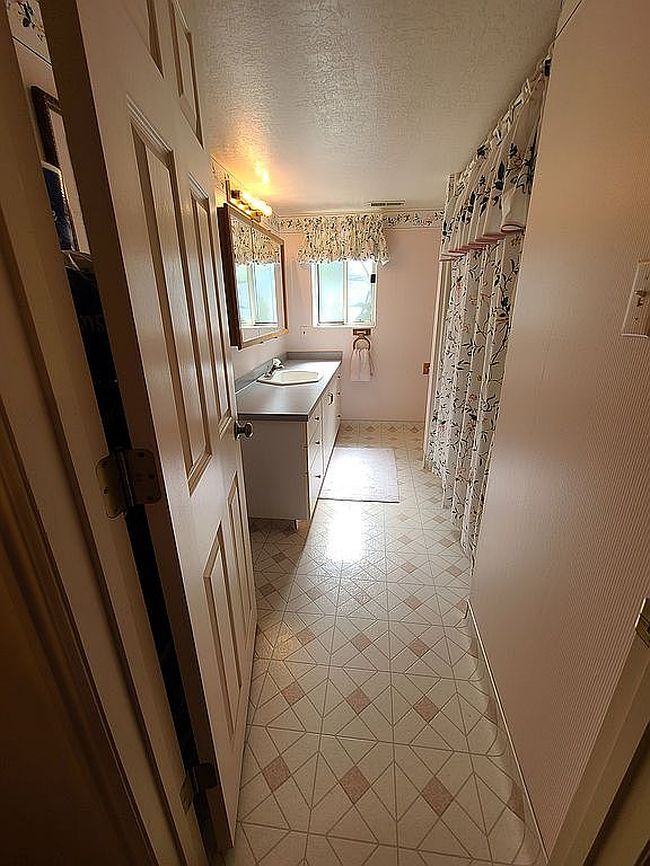 Photo of 662 E 1700 N, Mapleton, UT