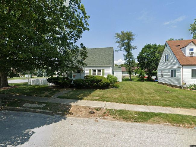 Photo of 318 W 25th St