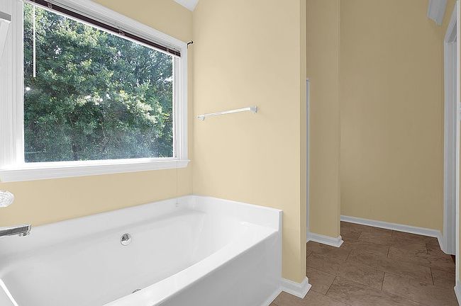 Photo of 231 Silver Oaks Dr, Fayetteville, NC