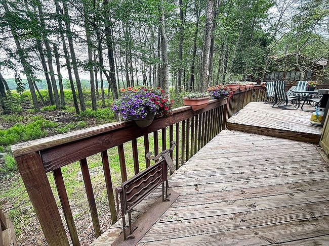 Photo of 108 Blackfoot Trl, Pocono Pines, PA