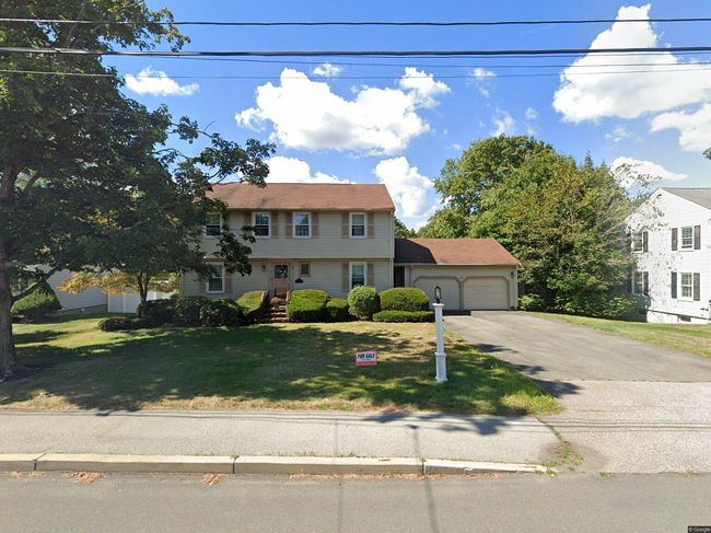 Photo of 12 Bramblewood Ln