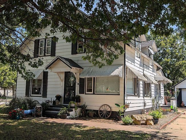 Photo of 412 N Olive St
