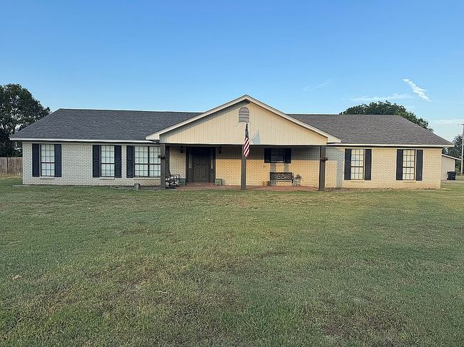 Photo of 2111 Highway 1 N