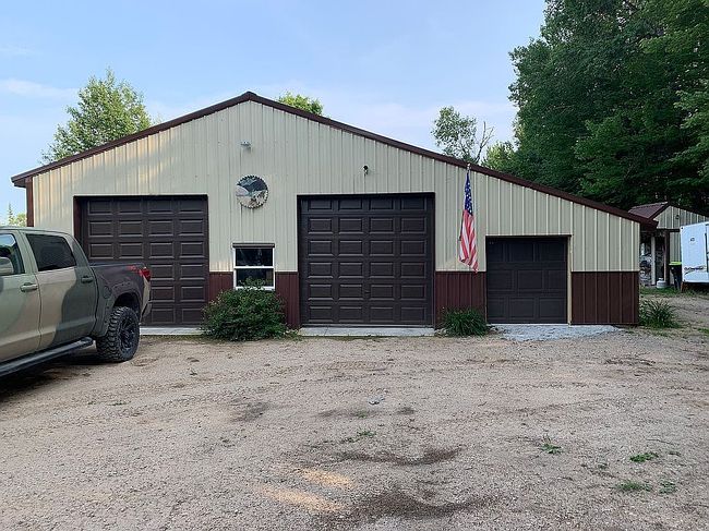 Additional photo 1 of property located at 33070 W Birch Shores Dr