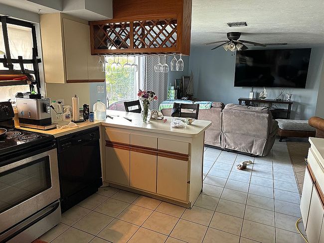 Image of 11250 5th Ave
