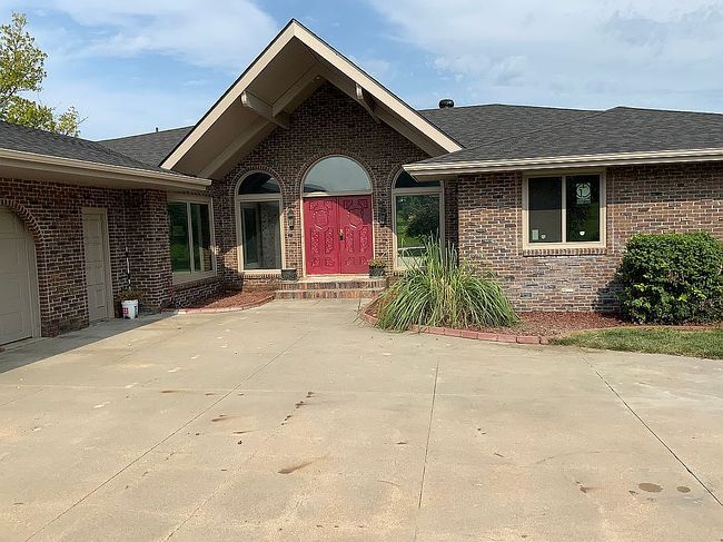 Photo of 1416 Doyle Ln, Beatrice, NE