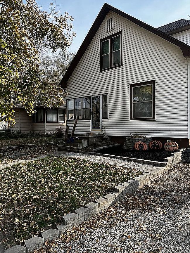 903 K St, Tekamah, NE