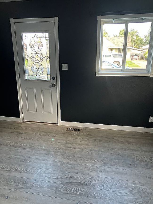 Photo of 1535 7th St, Gering, NE