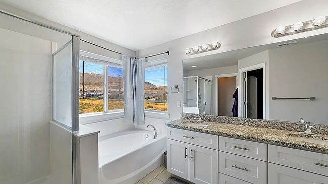 Photo of 945 W Mckenna Rd, Riverton, UT
