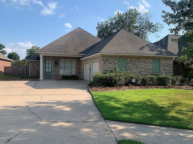 Photo of 326 Lasalle Ct