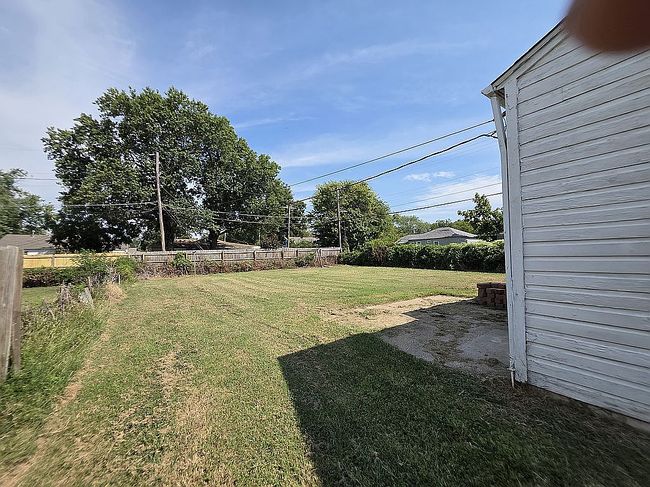 Additional photo 3 of property located at 2551 E Newton St