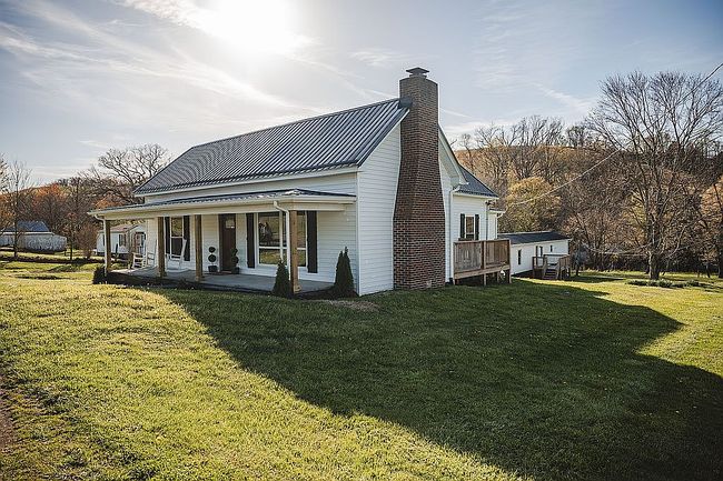Image of 4470 Mountain Rd